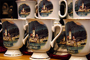 Europe, austria, austrian, wolfgangsee, austrian alps, alp, alps, st wolfgang, ferien, ferien region, cup, cups, souvenir, souvenirs, market, markets, market stall, market stalls, mug, mugs, cups, cups, FF25,