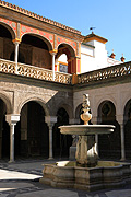 Spain, seville, spanish, architecture, casa de pilatos, mudejar, arch, arches, archway, archways, fountain, fountains, courtyard, courtyards, pillar, pillars, column, columns, FF25,