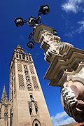 Spain, seville, spanish, architecture, minaret, minarets, giralda, la giralda, monument, monuments, almohad, lamp, lamps, light, lights, lighting, towers, FF25,