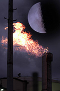 Australia, New South Wales, granville, refinery, refineries, gas, tank, tanks, storage tank, storage tanks, burn, burns, burning, flame, flames, moon, the moon, CS34,