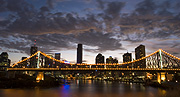 Australia, Qld, Queensland, Brisbane, Bridge, Bridges, Storey Bridge, river, rivers, Brisbane river, architecture, pylon, pylons, water, city, cities, BS65,