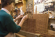 People, woman, women, craft, crafts, art, weave, weaves, weaving, furniture, wicker, Australia, Sport pictures, Sports, balloon images, hot air balloons