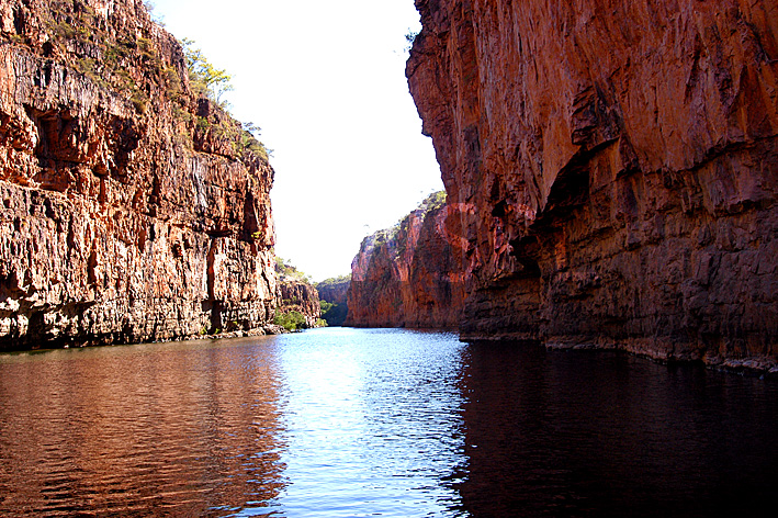 stock photo image: Australia, Australian, cliff, cliffs, Kimberley, Kimberleys, The Kimberleys, Windjana, DFF, DFFNATPKS, Windjana Gorge, Windjana Gorge NP, Windjana Gorge National Park, National Park, National Parks, gorge, gorges, National Park, National Parks, windjana, windjana gorge, windjana gorge national park, Western Australia, australia.