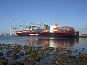 France, havre, le havre, normandy, port, ports, seine, river seine, english channel, river, rivers, crane, cranes, machinery, transport, transportation, vehicle, vehicles, ship, ships, shipping, vessel, vessels, container, containers, container ship, container ships, containerization, cargo, cargo ship, cargo ships, harbour, harbours, container, containers, shipping container, shipping containers, box, boxes, dock, docks, docked, dockyard, dockyards, AB67,