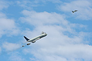 Australia, New South Wales, sydney, harbour, harbours, sydney harbour, plane, planes, armed forces, raaf, boeing, boeings, boeing 707, aeroplane, aeroplanes, aviation, transport, transportation, vehicle, vehicles, jet, jets, jet fighter, jet fighters.