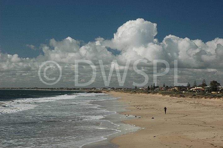 stock photo image: Australia, WA, Western Australia, mandurah, beach, beaches, coast, coasts, coastal, coastline, coastlines, wave, waves, seashore, seashores, shoreline, shorelines, cloud, clouds, wave, waves, surf, JS78,