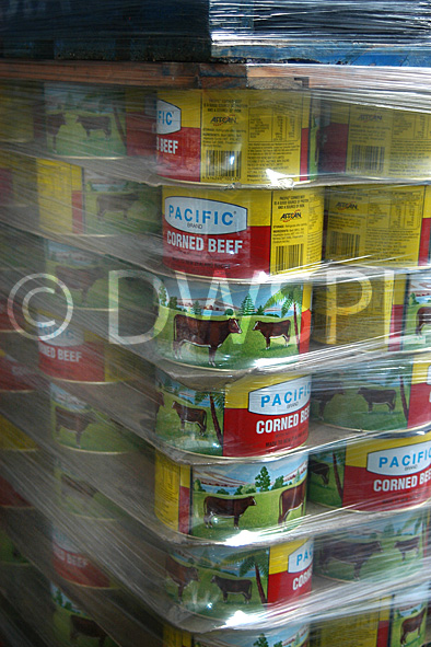 stock photo image: Australia, tas, tassie, tasmania, factory, factories, industry, can, cans, canning, cannery, canneries, beef, corned beef.