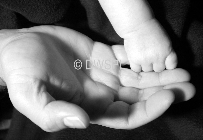 stock photo image: Child, children, baby, babies, infant, infants, infancy, man, men, male, males, father, fathers, parent, parents, parenting, parenthood, hand, hands, finger, fingers, MM49,