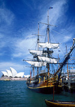 Australia, New South Wales, Sydney, Sydney Harbour, Sydney Harbor, Sydney Opera House, Architecture, Joern Utzon, opera house, bounty, hms bounty, the bounty, cloud, clouds, sky, skies, sky scenes, ship, ships, sailing ship, sailing ships, early sailing ship, early sailing ships.