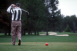 Sport pictures, Sports, golf, golf course, golf courses, people, man, men, male, males, golf ball, golf balls, Canada, whirlpool, whirlpool golf course, swing, swings, stroke, strokes, hat, hats, outdoors.