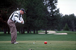 Sport pictures, Sports, golf, golf course, golf courses, man, men, male, males, golf ball, golf balls, Canada, whirlpool, whirlpool golf course, stroke, strokes, swing, swings.