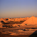 Australia, South Australia, SA, Coober Pedy, industry, mine, mines, mining, opal mine, opal mines, opal mining, opal, opals, mood, mood scene, mood scenes, dawn, dawns, sunrise, sunrises, outback, australian outback.