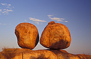 Australia, NT, Northern Territory, wauchope, stuart, stuart highway, Devils Marbles, Devils Marbles Conservation Reserve, boulder, boulders, rock, rocks, granite, granite boulder, granite boulders, devil's marbles.