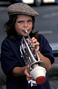 Australia, peple, sydney, nsw, new South Wales, entertainment, musical instrument, musical instruments, wind, wind instrument, wind instruments, child, children, girl, girls, hat, hats, trumpet, trumpets, busker, buskers, busking, female, females.