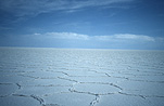 Bolivia, South America, uyuni, salt, evaporation, lake, lakes, salt lake, salt lakes, cloud, clouds, sky, skies, blue sky, blue skies, dry lake, dry lakes.