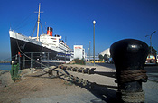 Ship, ships, shipping, vessel, vessels, queen mary, dock, docks, docked, dockyard, dockyards, bollard, bollards, rope, ropes, los angeles, long beach, america, usa, united states, united states of america, FF25,