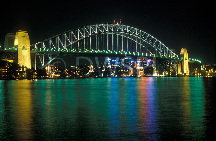 stock photo image: Australia, New South Wales, Architecture, arch, arches, archway, archways, Sydney, Sydney Harbour, Sydney Harbor, Sydney Harbour Bridge, Sydney Harbor Bridge, harbour bridge, harbour, harbours, harbor, harbors, bridge, bridges, circular quay, night, nightime, night time.