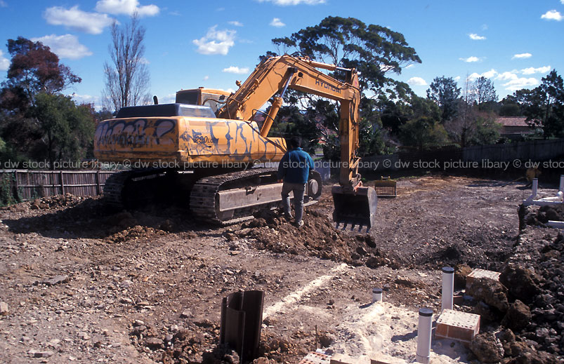 stock photo image: Industry, construction, construction industry, construction site, construction sites, machinery, sydney, new South Wales, australia, house construction, house, houses, housing, housing industry, building industry.