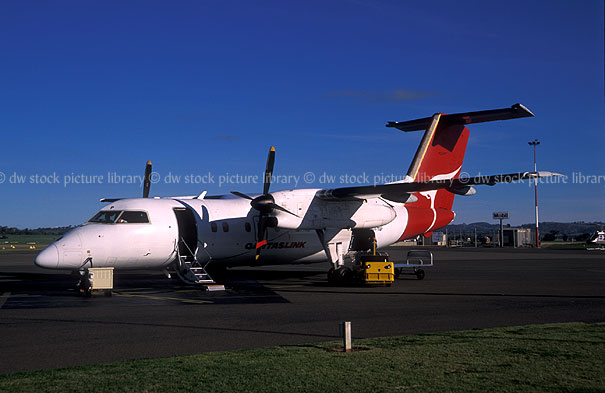 stock photo image: Australia, new South Wales, nsw, wagga, wagga wagga, airport, airports, qantas, qantaslink, plane, planes, transport, transportation, vehicle, vehicles, aviation, aircraft, aircrafts, aeroplane, aeroplanes, qantas, aviation, blade, blades, propellor, propellors.