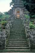 Indonesia, architecture, balinese, bali, temple, temples, pura kehen, pura kehen temple, religious, religious building, religious buildings, stair, stairs, staircase, staircases.