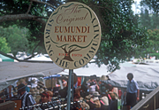 Australia, qld, queensland, eumundi, eumundi market, eumundi markets, market, markets, stall, stalls, market stall, market stalls, circle, circles, circular, sign, signs.
