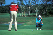Sport pictures, Sports, golf, golf game, golf games, golf course, golf courses, swing, swings, people, men, man, male, club, clubs, males, golf club, golf clubs, australia, stroke, strokes, hat, hats, outdoors, queensland, qld, australia.