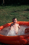 People, pool, pools, swimming pool, swimming pools, people, child, childen, paddling pool, paddling pools, wading pool, wading pools, outdoors, Australia, Sport pictures, Sports, balloon images, hot air balloons