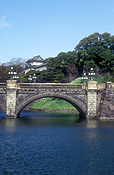 Asia, japan, tokyo, imperial palace, palace, palaces, kokyo, koyo gaien, nijubashi, meganebashi, eyeglass bridge, bridge, bridges, architecture, arch, arches, archway, archways, river, rivers, water, SS46