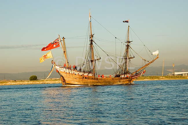 stock photo image: Australia, sa, south australia, adelaide, port adelaide, transport, transportation, vehicle, vehicles, ship, ships, shipping, vessel, vessels, history, historical ship, historical ships, replica, replicas, duyfken, little dove, william janszoon.