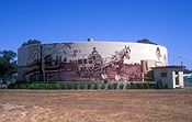 Australia, qld, queensland, millmerran, tank, tanks, water, water tank, water tanks, mural, murals, art, carriage, carriages, horse and carriage.