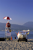 Canada, british columbia, british columbia, english bay, beach, beaches, coast, coasts, coastline, coastlines, lifeguard, lifeguards, umbrella, umbrellas, watercraft, row boat, row boats, rowboat, rowboats, rowingboat, rowingboats, rowing boat, rowing boats, boat, boats, boating, occupation, occupations, people, RW59,