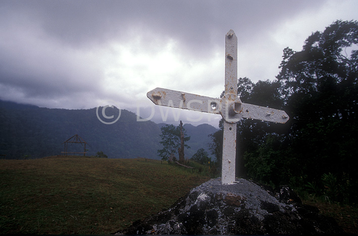 stock photo image: New guinea, papua new guinea, kokoda, kokoda track, kokoda trail, central province, owen stanley, owen stanley range, owen stanley ranges, owens corner, cross, crosses, cloud, clouds.